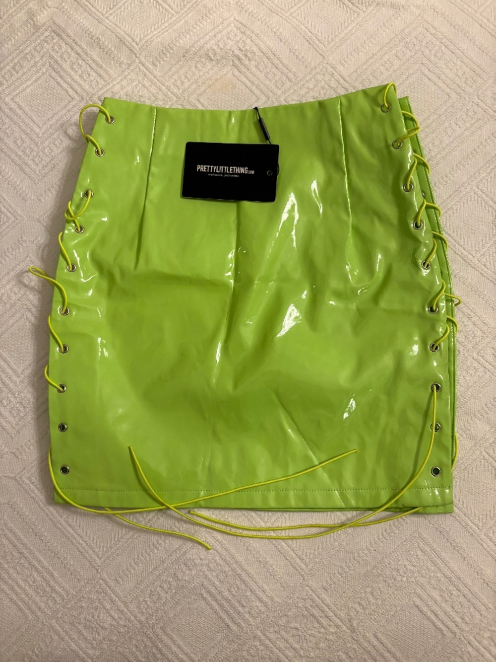 NWT PrettyLittleThing Neon Lime Vinyl Lace-Up Side Mini Skirt